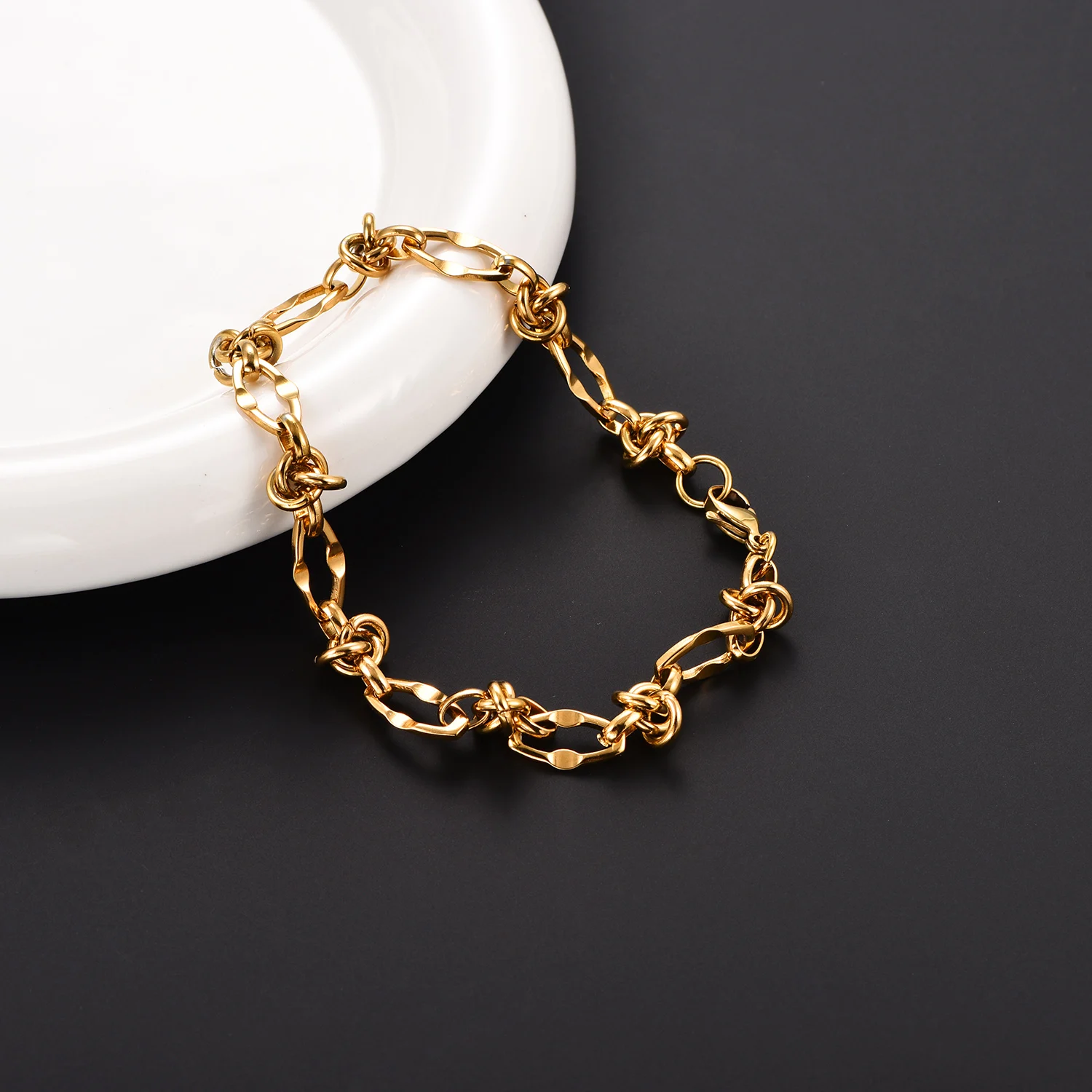 Hip-Hop Herrenarmband aus Edelstahl, geknotete Handkette, vergoldet, einzigartiger, klobiger Gliederarmreif, Punk-Schmuck für Jungen – Detail 5