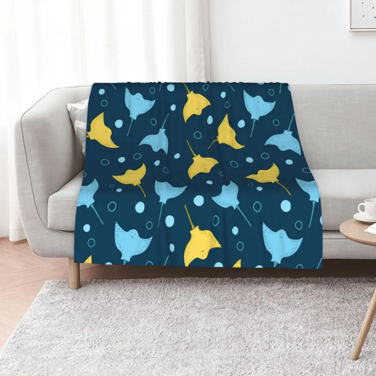 Stingray pattern on dark blue background Throw Blanket Bed linens Hairys Travel warm for winter Luxury St Blankets
