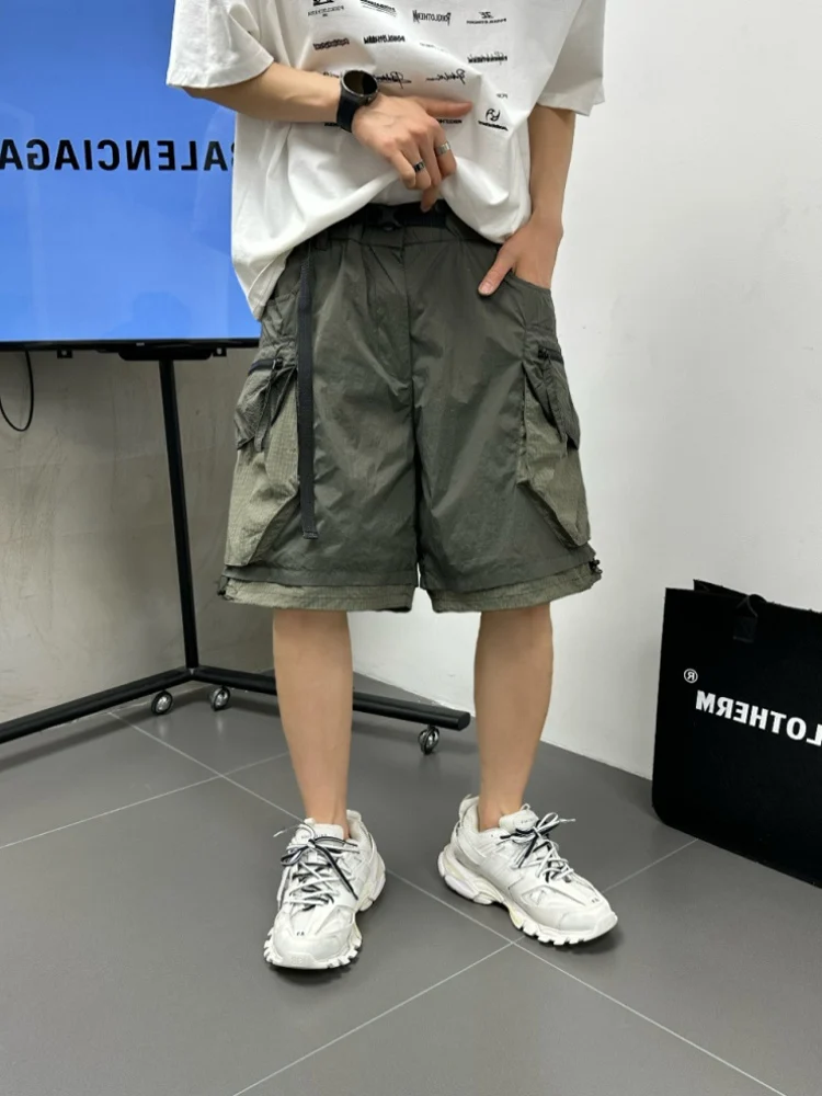 

New 2026 Men's Casual Shorts Thin Loose Waterproof Quick Dry Summer Workwear Five-Quarter Trendy Geometric Patterned Shorts