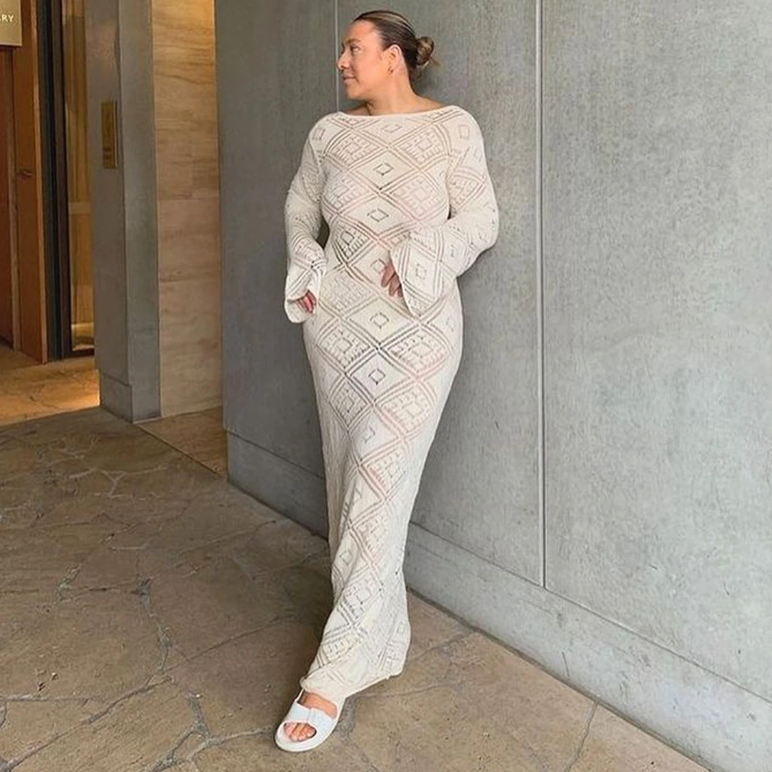 تنورة مثيرة محبوكة مجوفة شفافة دكتور بيتش دكتور عالية الخصر طويلة Sve V Ne a Line للتنقل في الصيف