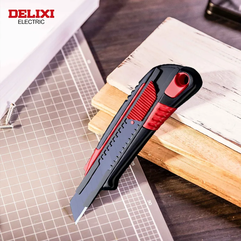 DELIXI ELECTRIC Utility Knife,SK5 Steel blade Can replacement and Retractable ，Sharp  Cut Paper, Fabric, Wood, Rubber, Plastic