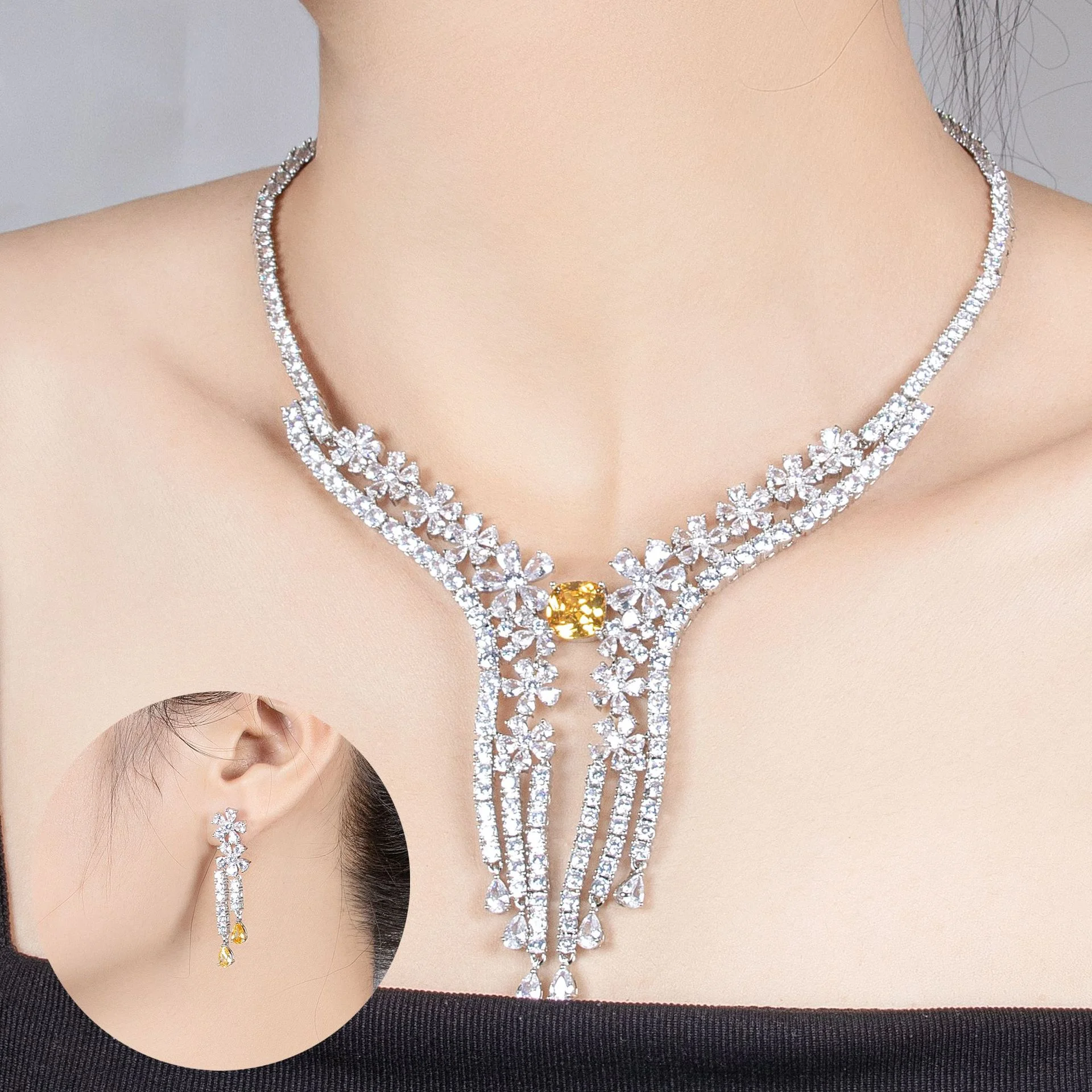 

New Light Luxury Flower Tassel Set, Silver Needle Rhinestone Earrings & Necklace, Chic Cold Wind Clavicle Chain for Women