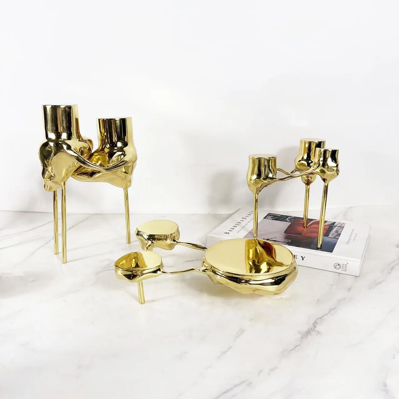 زخرفة شمعدان نحاسية حديثة وبسيطة بثلاثة أرجل، زخرفة مدخل طاولة القهوة في غرفة المعيشة #2