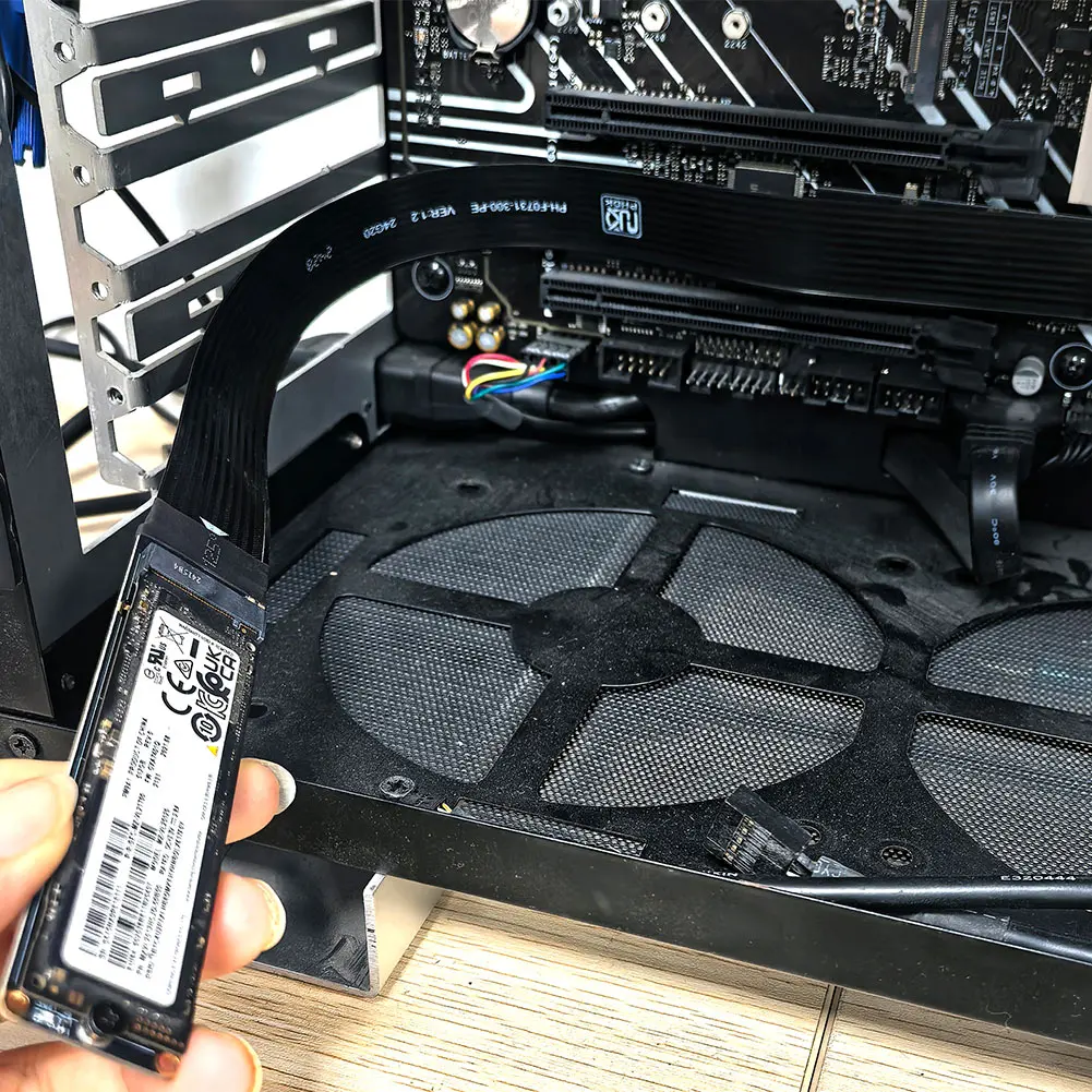 M.2 NVMeエクステンダーサポート PCIe4.0 NGFF M-Key PCIe4.0 SSD拡張カード ソリッドドライブライザーカード M.2 2230 2242 2260 2280 SSD対応