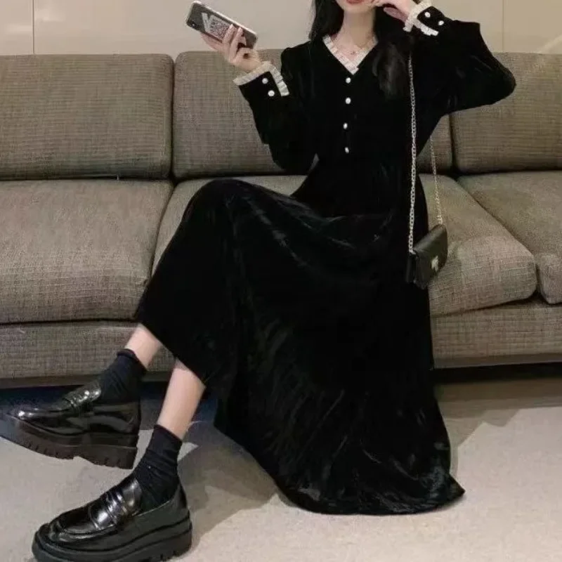 

French New V Neck Solid Color Fashion Velvet Female Dresses Y2k Slim Waist Korean Winter Vintage Women's Elegant Long Dress 원피스