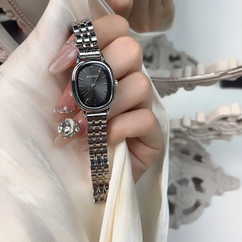 Luxury Small Dial Watch Small Sugar Coated Steel Strip Wristwatch Student Fashion Korean Version Simple College Style Clock Gift