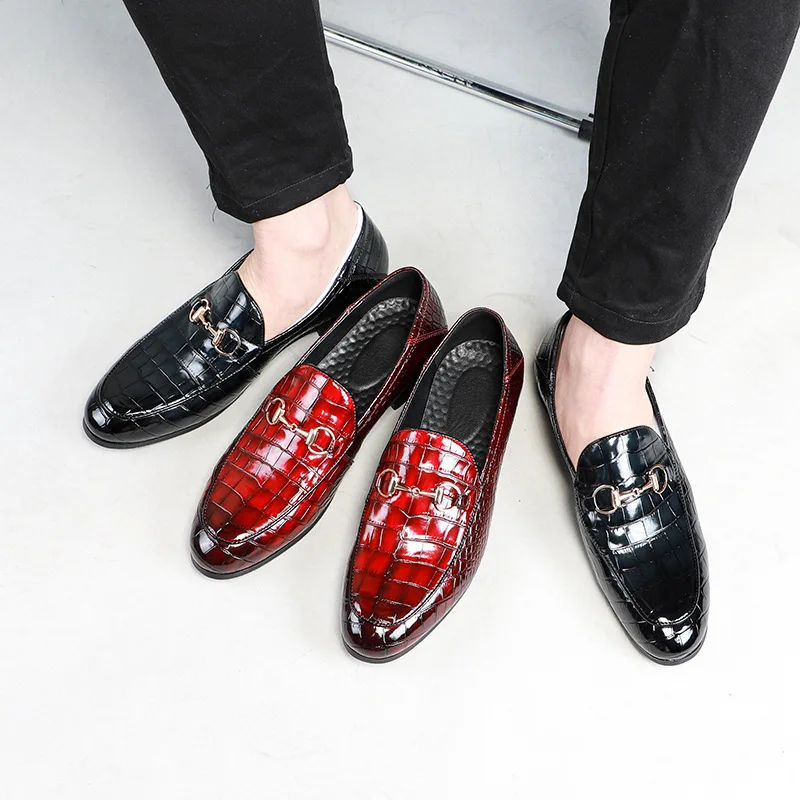 Mens Classic British Style Horsebit Loafers Moccasins Men Party Wedding Flats Men's Casual Business Shoes Embossed Leather