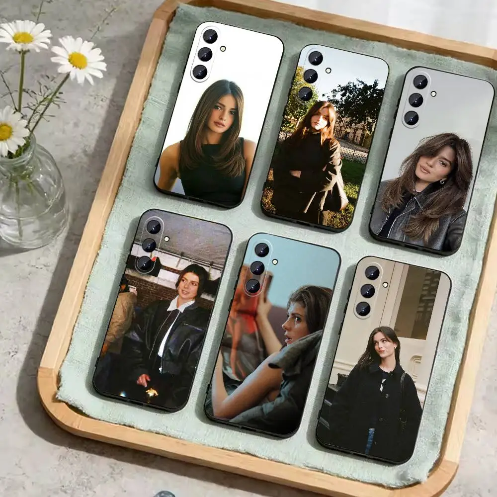 E-Emily Bader Phone…