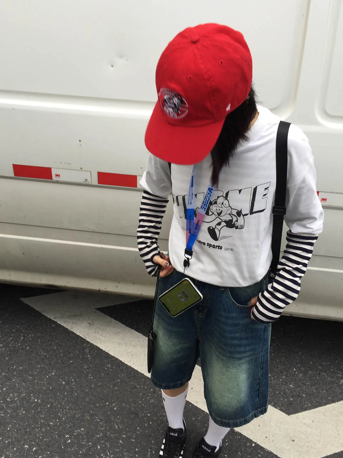 

Женская базовая футболка Oiiokk в полоску с длинным рукавом, круглым вырезом, из смесового хлопка и полиэстера, для повседневной носки, осенняя коллекция