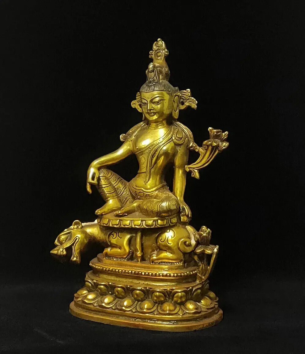 

Antique Bronze Gilt Lion's Roar Water moon Sit Beast Kwan-yin Tara Buddha Statue