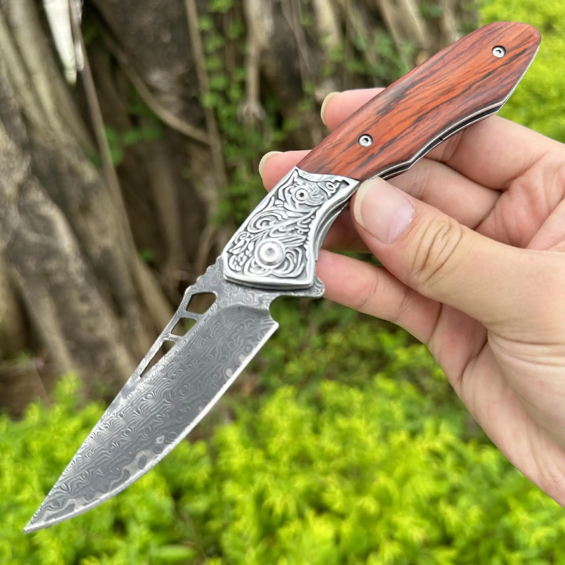 

Black Titanium Plated Damascus Steel Knife Folding Knife Tiger Teeth Steel Head Yellow Sandalwood Handle Camping EDC Knife