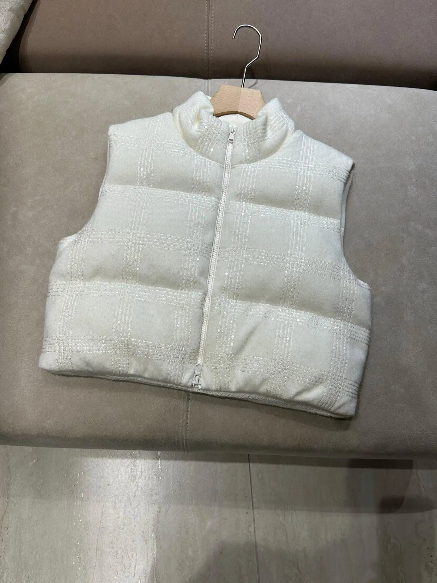 Women Stand Collar Zipper Short Sleeveless Sequin Down Vest Autumn Winter New