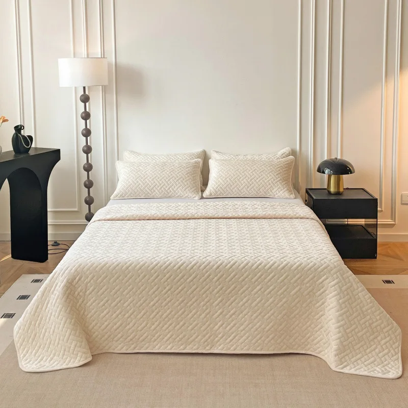 Autumn and winter new high-gram crystal velvet thermal bed cover velvet bed cover single piece, no pillowcase