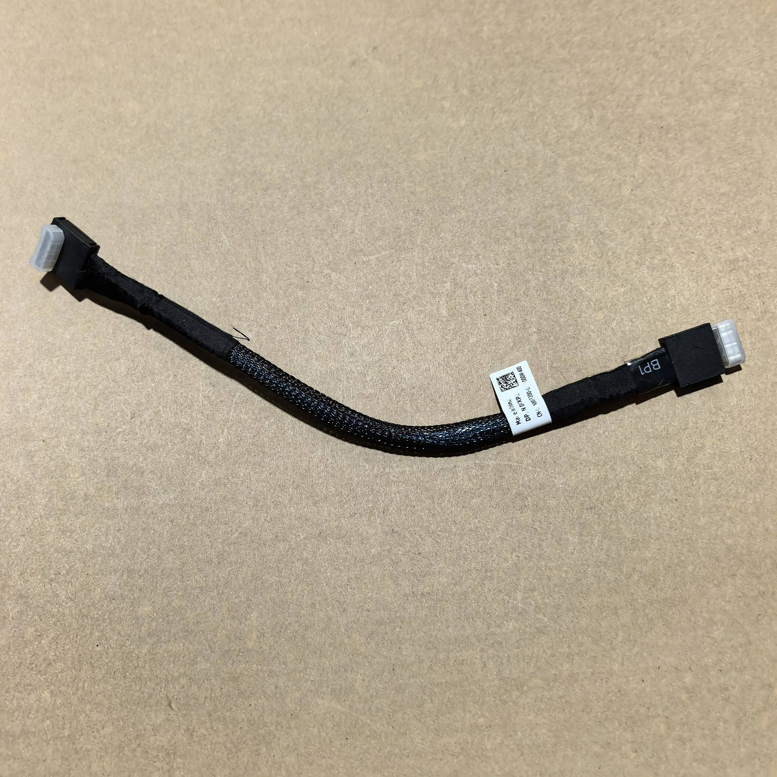 For Dell PowerEdge XE2420 Backplane SATA Cable RNXP2
