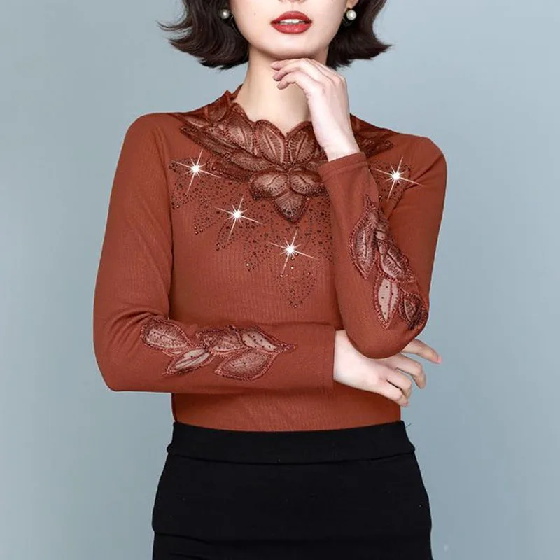 NEW Winter Silver Fox Plush Thickened Lace Underlay with Diamonds Fashion Hollow Out Trend Versatile Temperament Women's Top