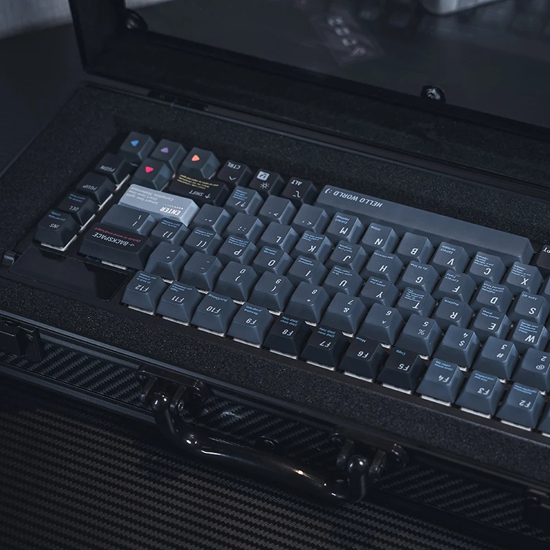 Mechanical Keyboard Organizer Carbon Fiber Pattern Suitcase for 65%/75% Keyboard with Lock Custom Premium Cushioning Storage Box