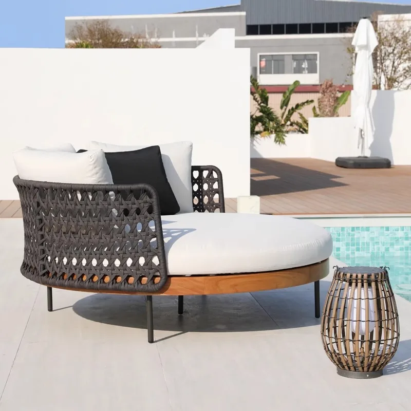 Outdoor round bed double bird's nest bed braided rope hotel villa sunbathing queen bed and breakfast open-air braided sofa