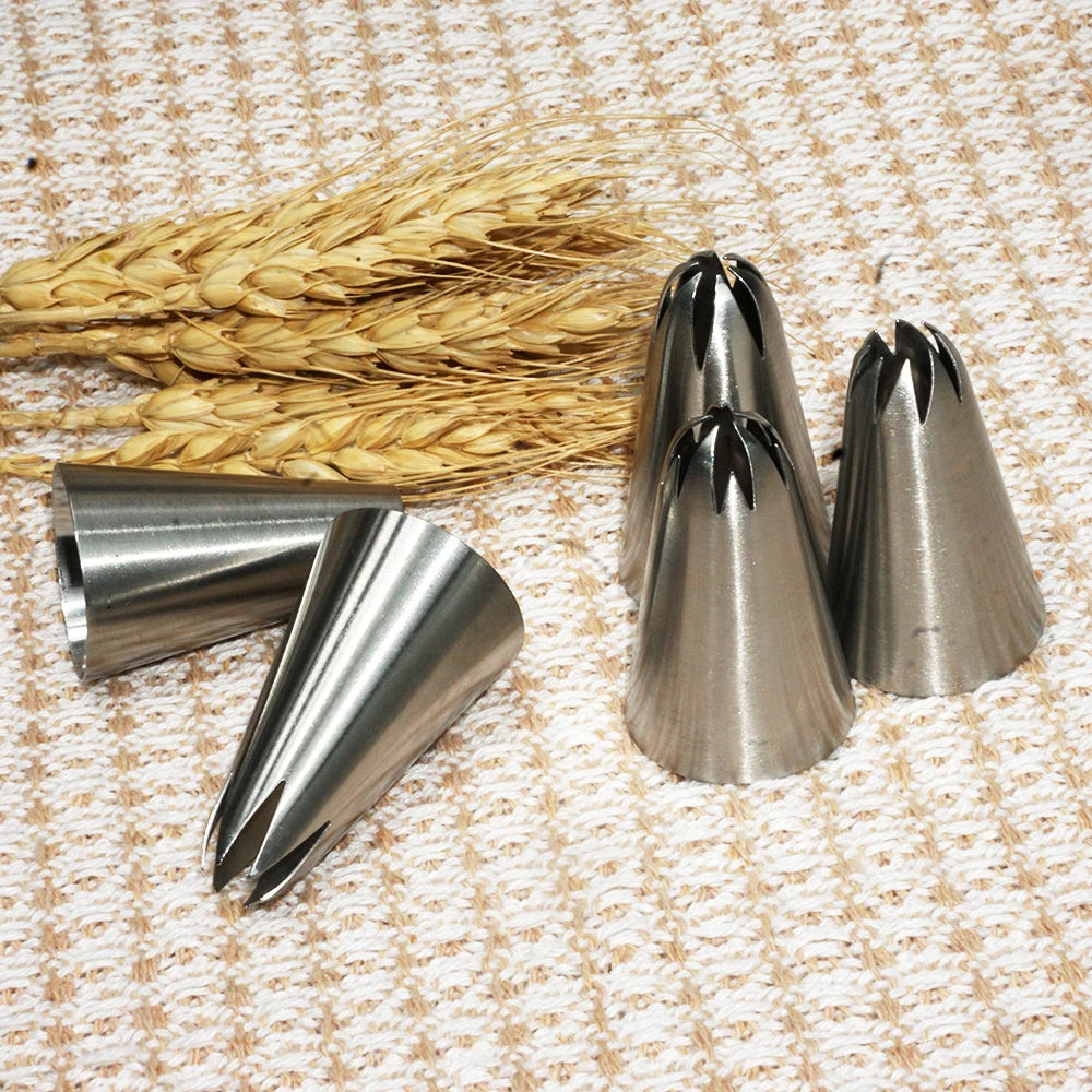 Multiple Large Metal Cake Cream Decoration Tips Pastry Tools Stainless Steel Piping Icing Nozzle Cupcake Head Dessert Decorators