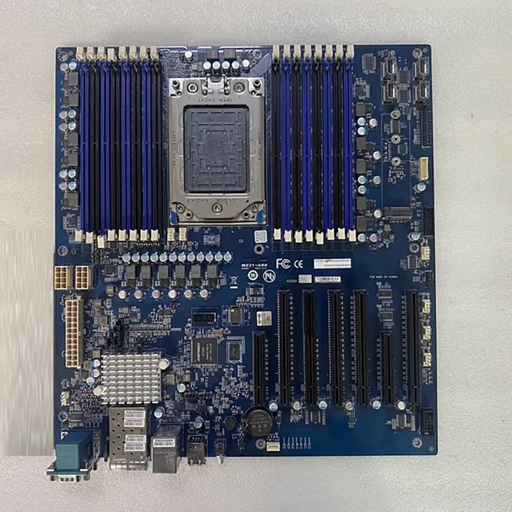 MZ31-ARO DDR4 Epyc …