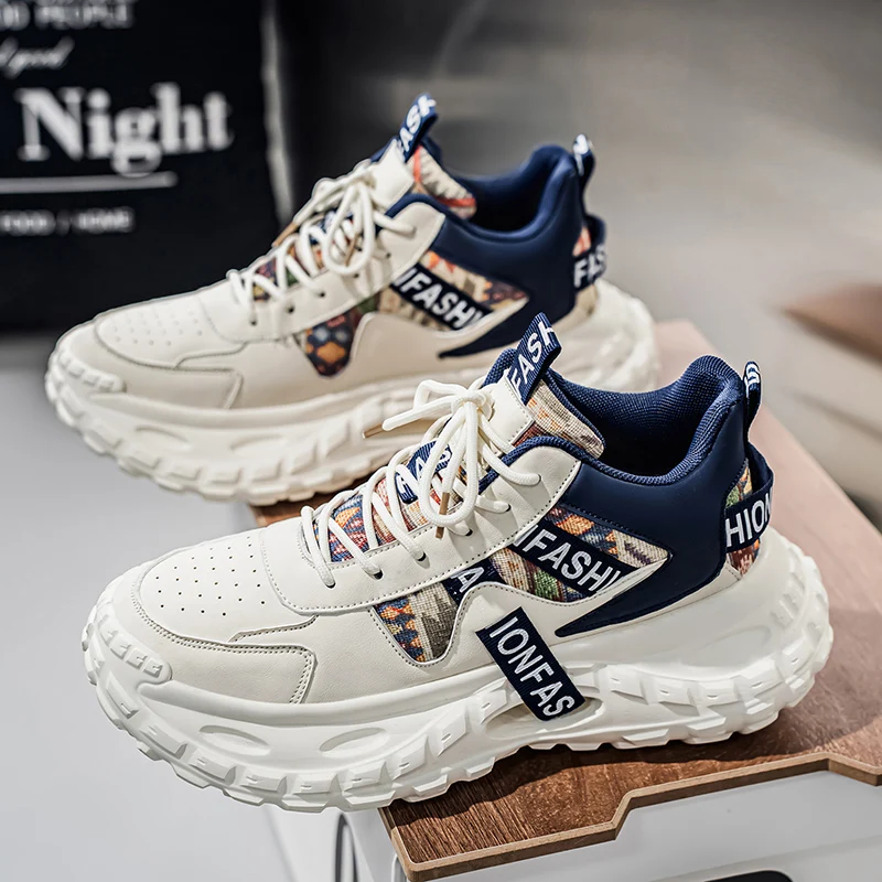 

Men's Hiking Sports Shoes Outdoor Thick Bottom Wear-Resistant Mountain Climbing Shoes Breathable Casual Low Cut Mesh Lined