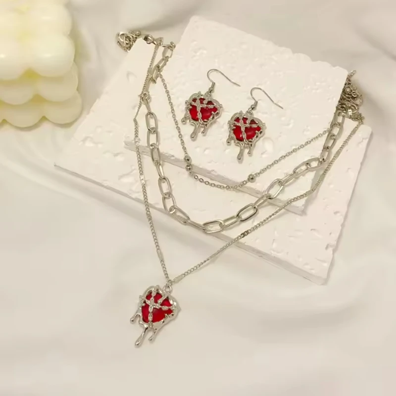 2 Pieces/Set Gothic Red Color Irregular Heart Pendant Necklace Earrings Set Women's Personalized Hip Hop Party Accessories