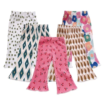 Calças leves de bolinhas florais para meninas, chiques e confortáveis, com bainha larga, adequadas para dias e noites de verão