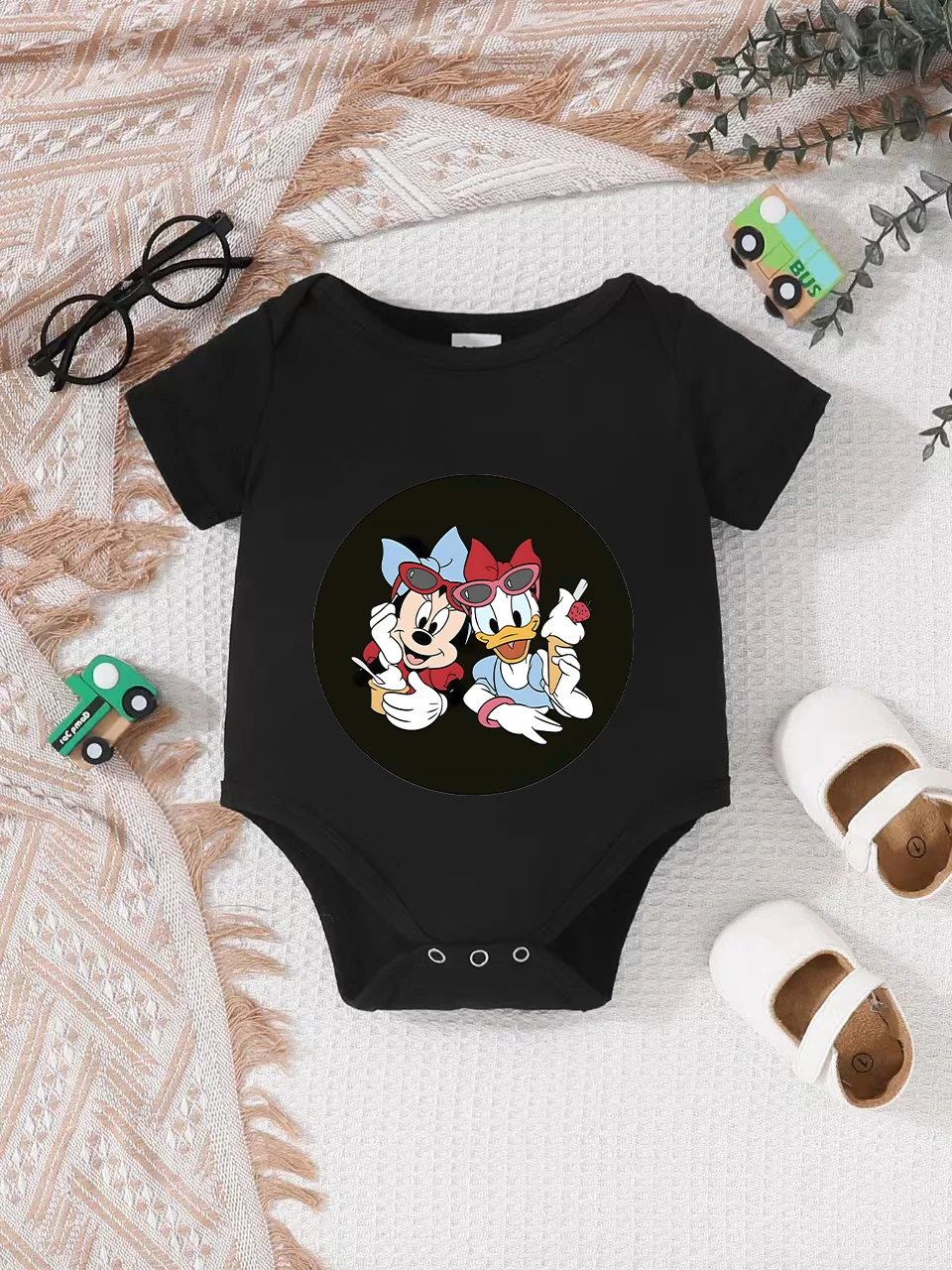 

【Официально лицензировано】 Детский трикотажный комбинезон-слип Disney «Минни и Дональд Дак» с принтом, повседневный стиль