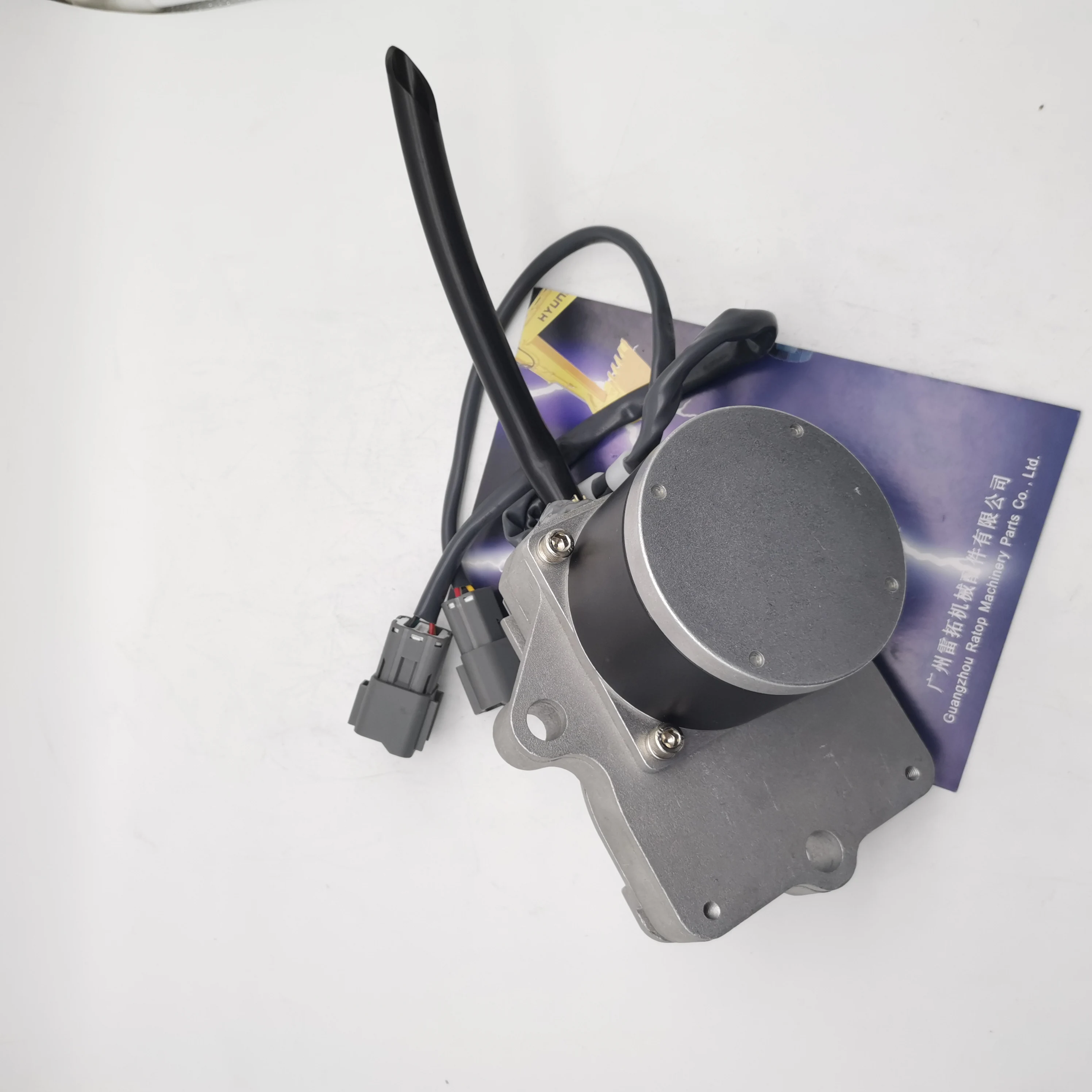 HIGH QUALITY Excavator PC200-6 PC220-6 PC300-6 Throttle Motor Step Motor 7834-40-3000 7834-40-2000