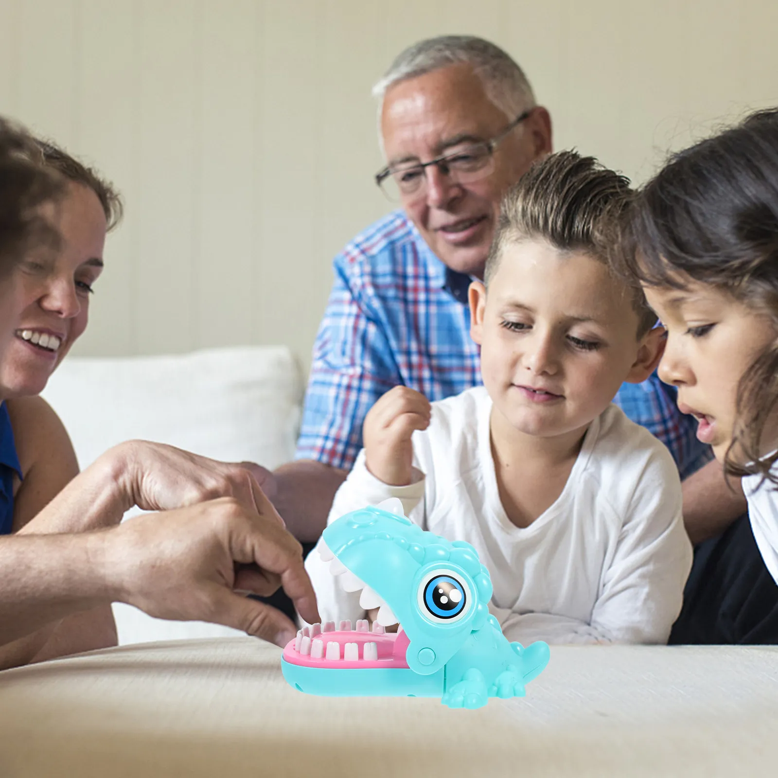 

Dinosaur Biting Finger Game Funny Tricky Joke Decorative Teeth Game Favor Kids Family Holiday Gift