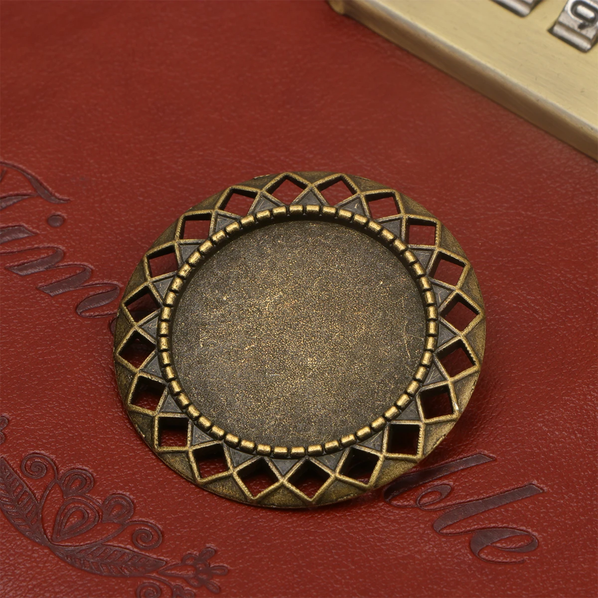 

5 PCS Alloy Brooch Accessories Base Tray Jewelry Making DIY Time Holder Vintage