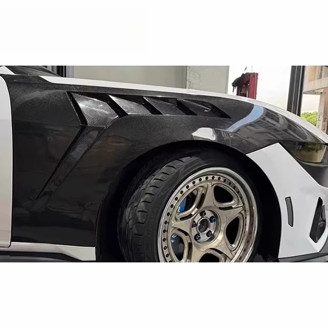 

Carbon GTD Fender for 2024 Body Kit Carbon Fiber GTD Style Side Fender