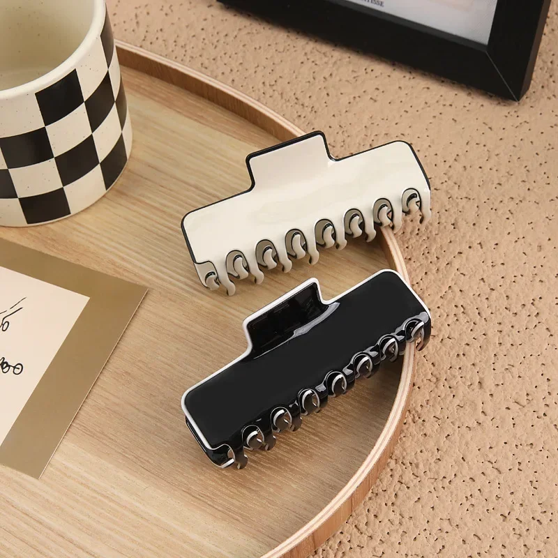 2024 New Premium Black and White Stroke Square Hairpin Women's Back of Head Simple Hair Grab Clip Shark Clip Headgear