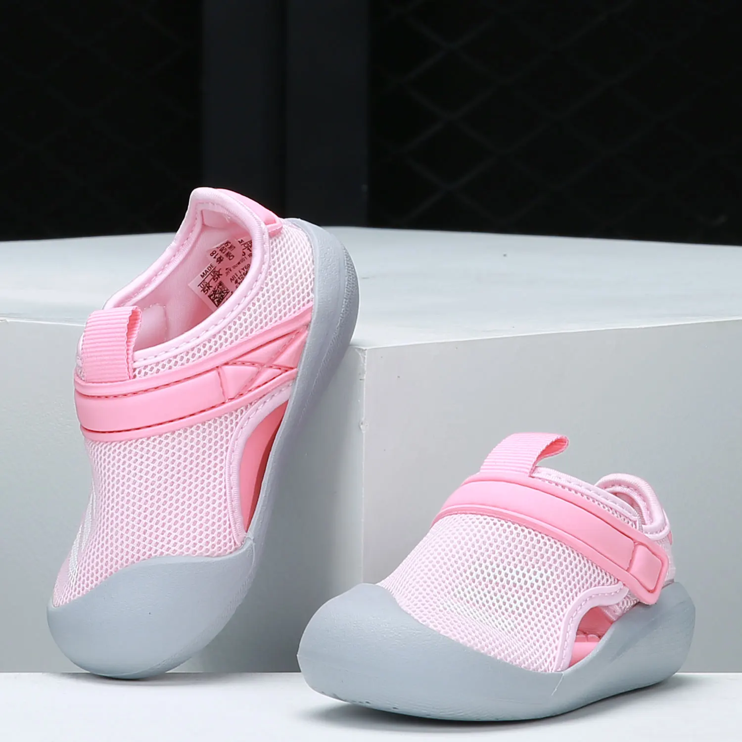 

Adidas Genuine ALTAVENTURE Kids' Casual Beach Sandals FY6042