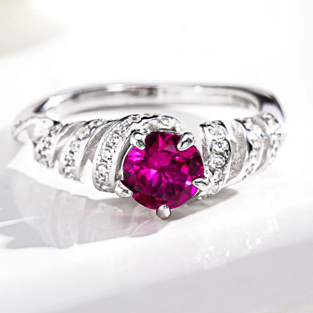 Anillo de platino PT950 con gema de color platino - corindón rojo, rubí sintético, diseño clásico de seis puntas huecas y único para mujer