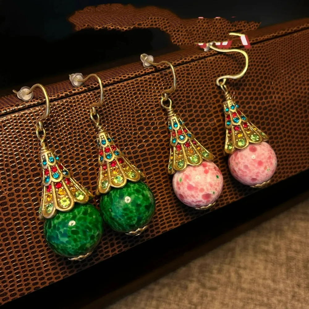 جديد القرون الوسطى خمر الزجاج روج مسحوق العرقية الرجعية الأقراط الجديدة الصينية الخضراء الضفدع الزجاج حجر الراين معبد مزاجه أقراط #1