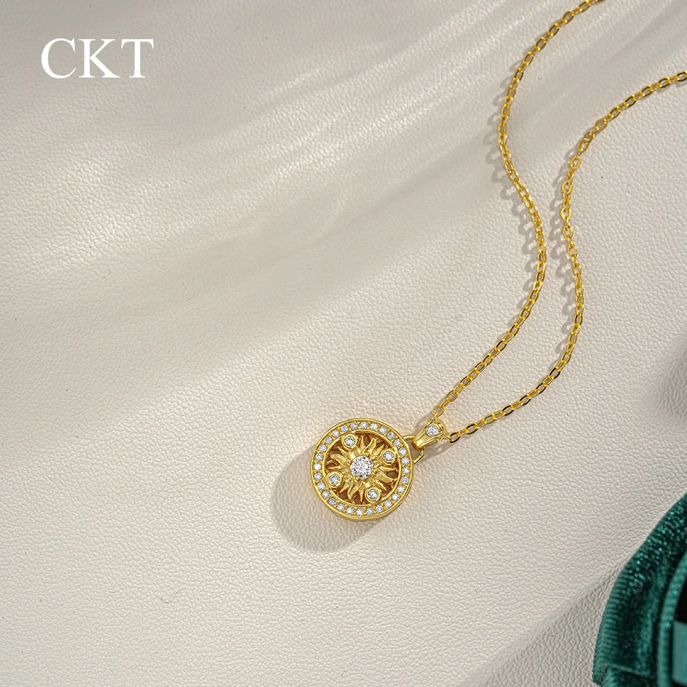 CKT 해바라기 모이사나이트 팔보팔정 펜던트 쇄골 체인 고대 방식 18k 금 트렌드 목걸이 여성용 주얼리