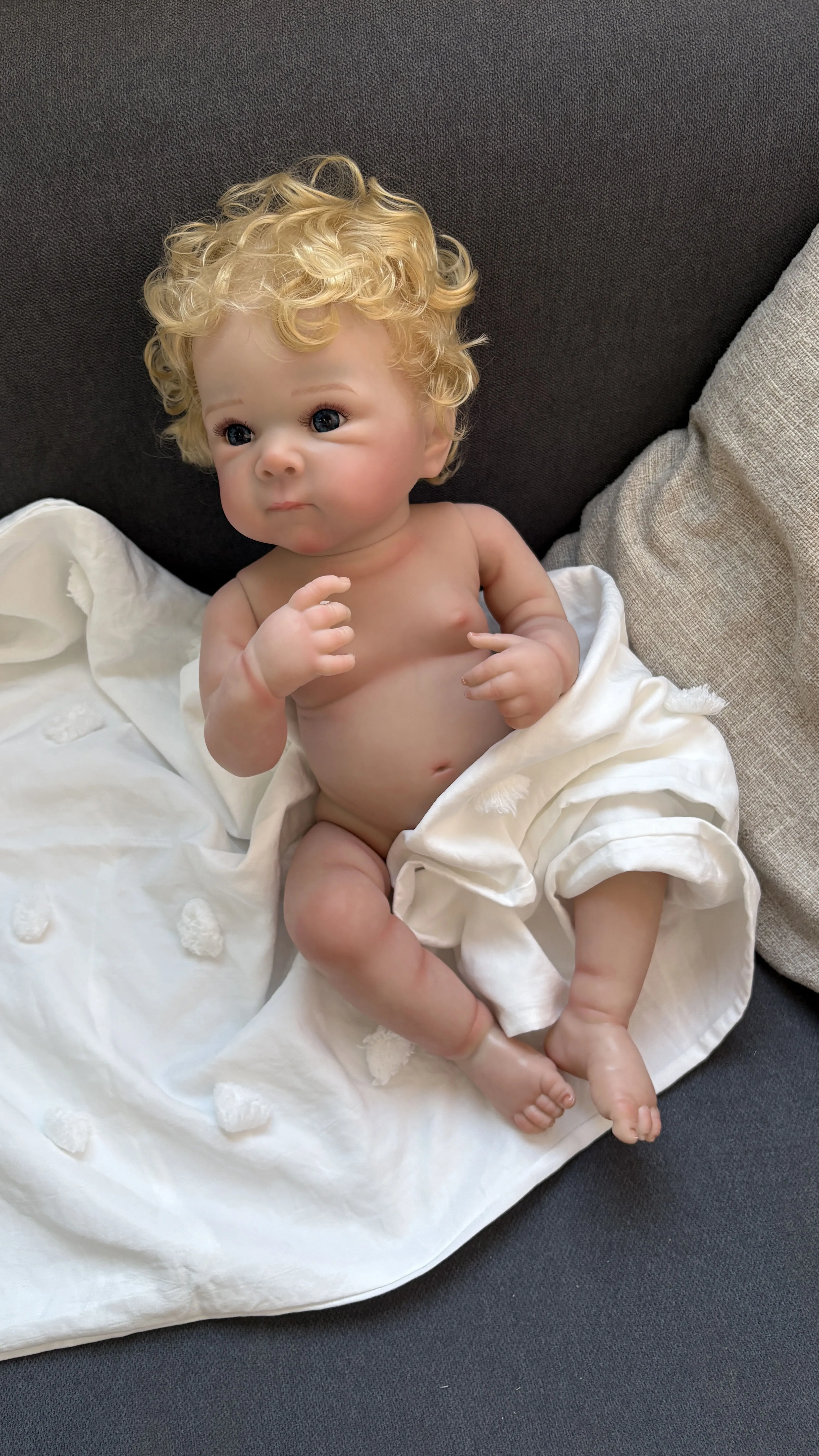 

19‘’ Excluding Clothing Bettie Hand Root Hair Full Vinyl Body Lifelike Reborn Doll Multiple Layers Painting 3D Skin Collectible