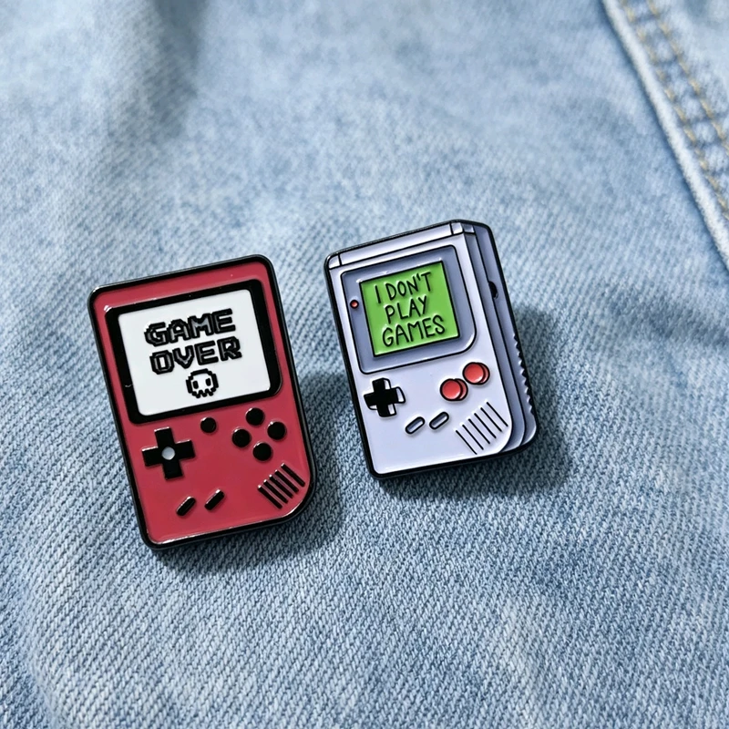 Retro Game Console Enamel Pin 80s Game Enthusiast Pin Brooch Metal Badge Clothing Bag Accessories Wholesale