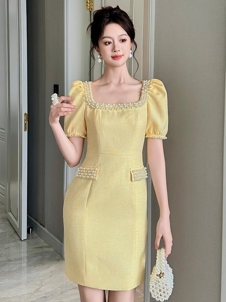 Vestido de fiesta amarillo romántico francés para mujer, bonito vestido corto con cuentas de perlas y manga de burbuja para cita, Vestidos de graduación de cumpleaños para mujer