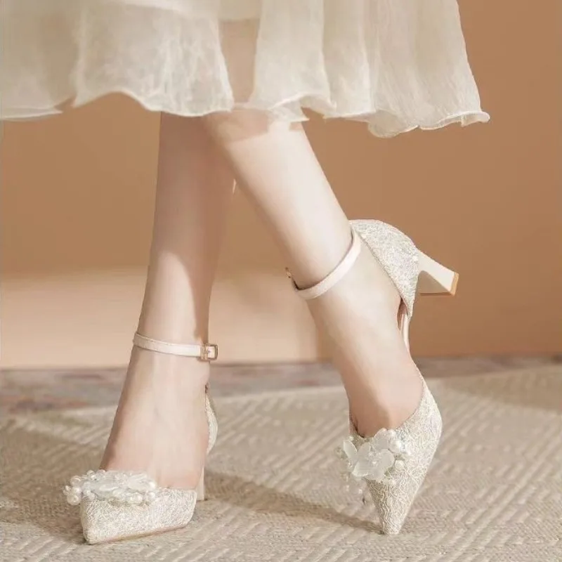 Elegant Flowers High Heels Pumps Women 2024 New Pearl Ankle Strap Wedding Shoes Woman String Bead Small Square Heel Bridal Shoes