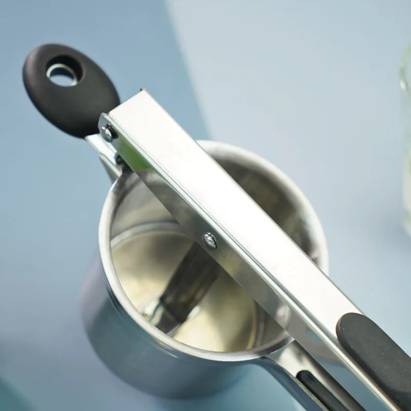 Manual Juicer Stainless Steel Potato Masher Crusher Thickened Potato Press Fruit Juicer