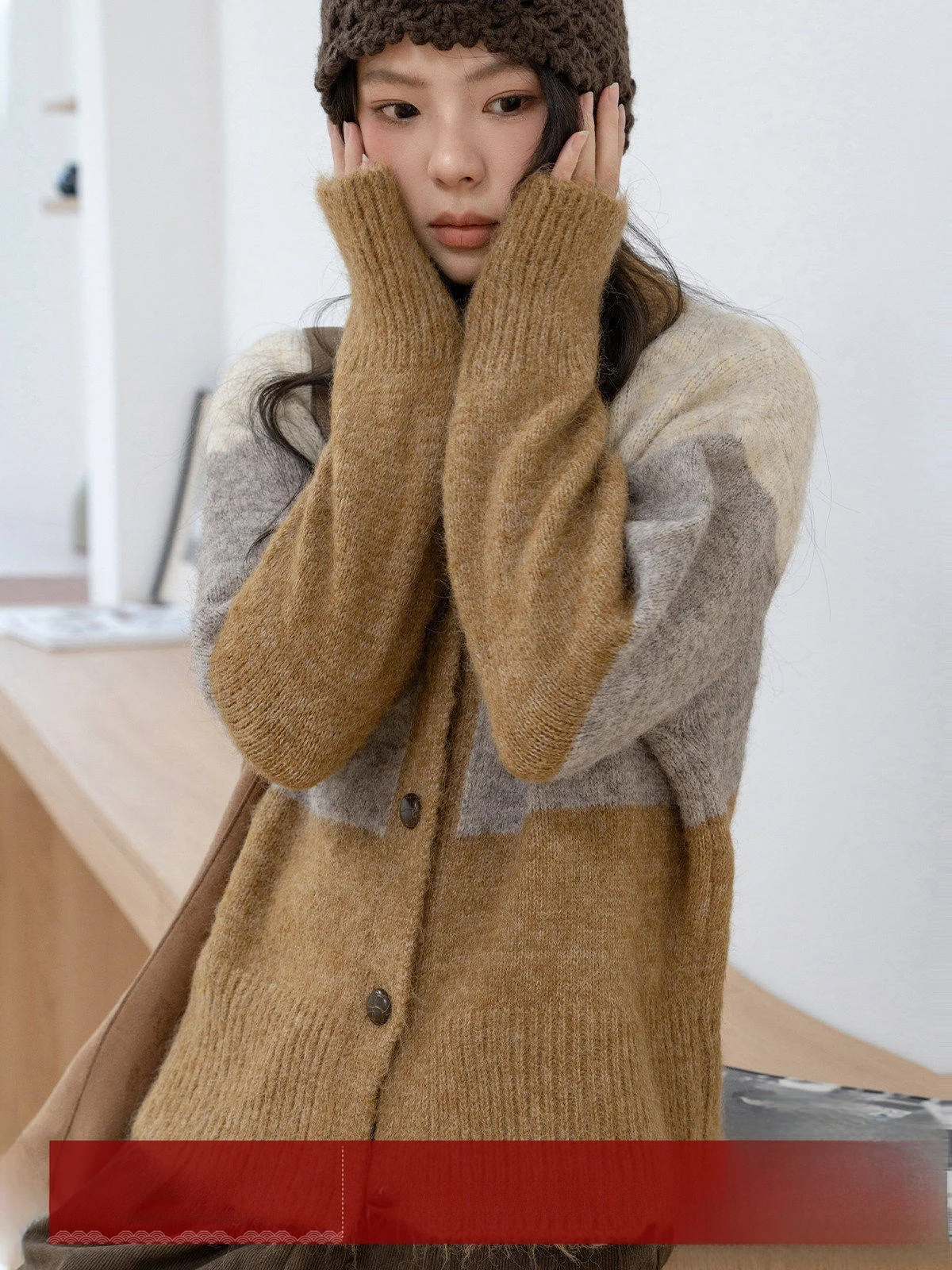 

Вязаный кардиган MoZa в винтажном стиле с полосками, женский, свободный крой, стройнящий силуэт, с цветными блоками, верхняя одежда для осени и зимы, стандартный размер