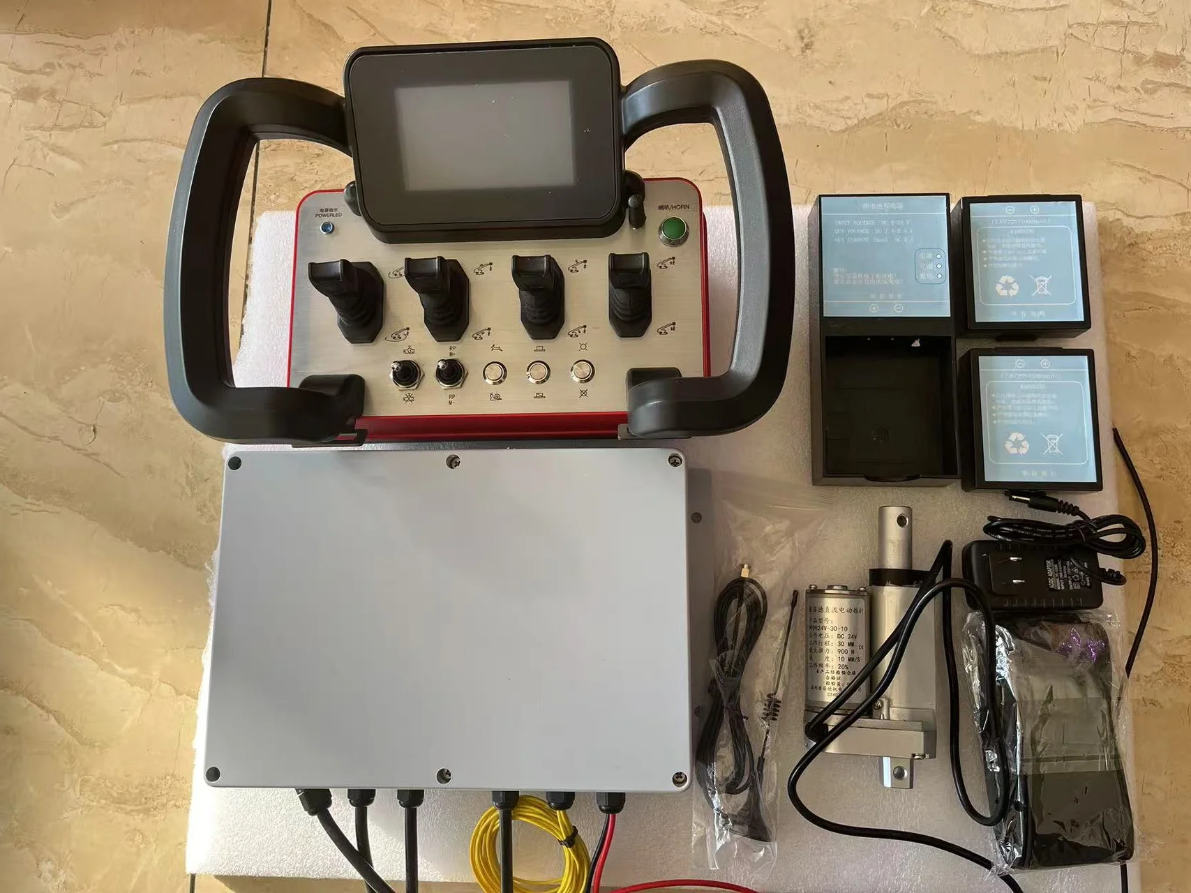 

Hydraulic Valve Joystick Wireless 12 Volt