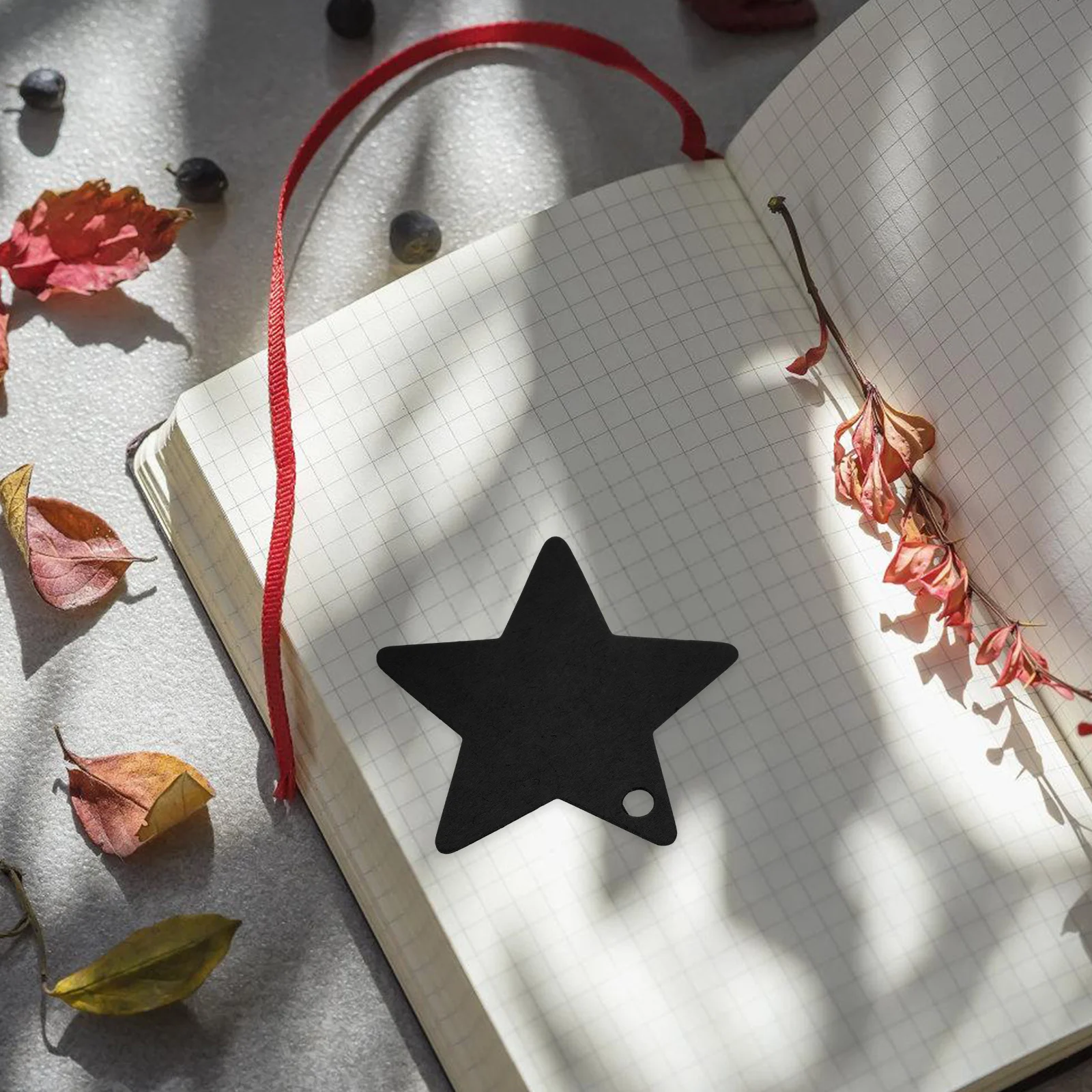 

100 Pcs Handmade Pendant Blank Star Shaped Tags Christmas Cardboard Stars for Crafts