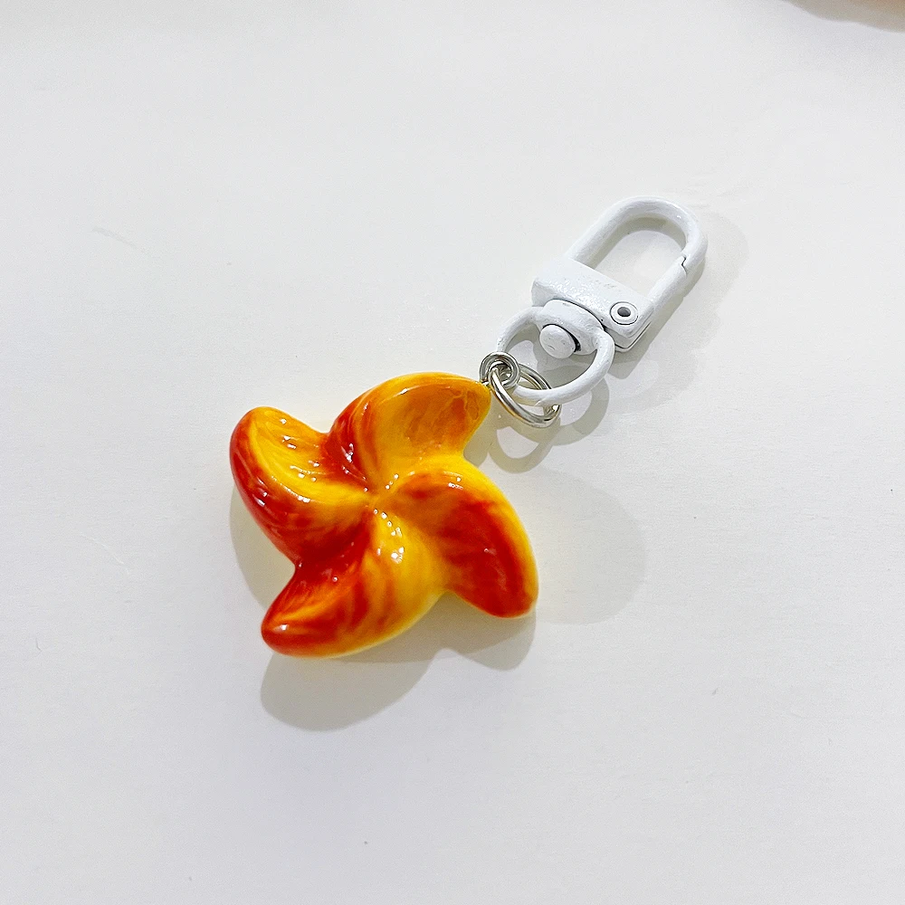 Niedliche Sandwich-Waffel-Ananas-Brötchen-Anhänger Schlüsselanhänger Mini-Harz-Lebensmittel-Spielzeug Schlüsselhalter Kopfhörerhülle Rucksack-Anhänger Deko-Geschenk – Detail 9