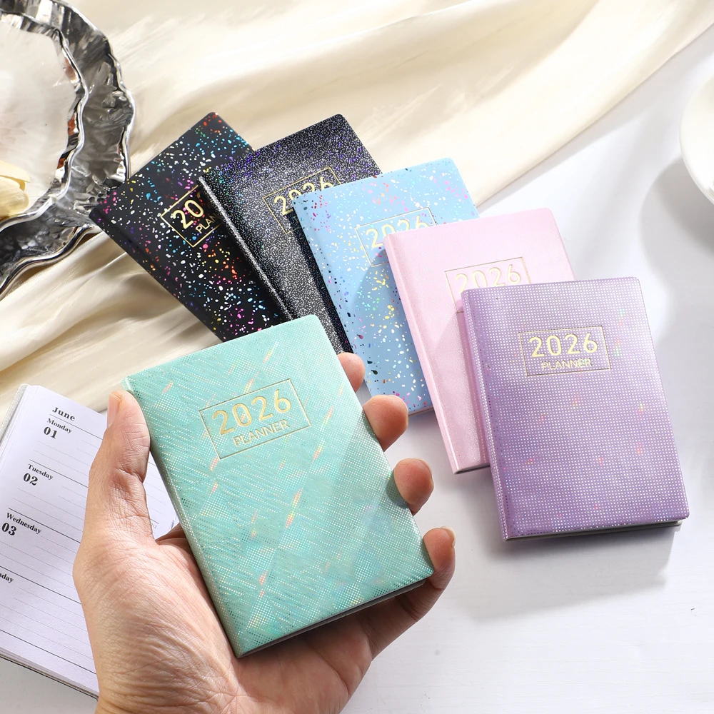 1 PC A7 ข้อมูลจําเพาะ 2026 ภาษาอังกฤษ Plan Book,เลเซอร์สีสันปกหนังสือกําหนดการ,64 แผ่น 128 หน้าบางปฏิทินรายสัปดาห์หนังสือ