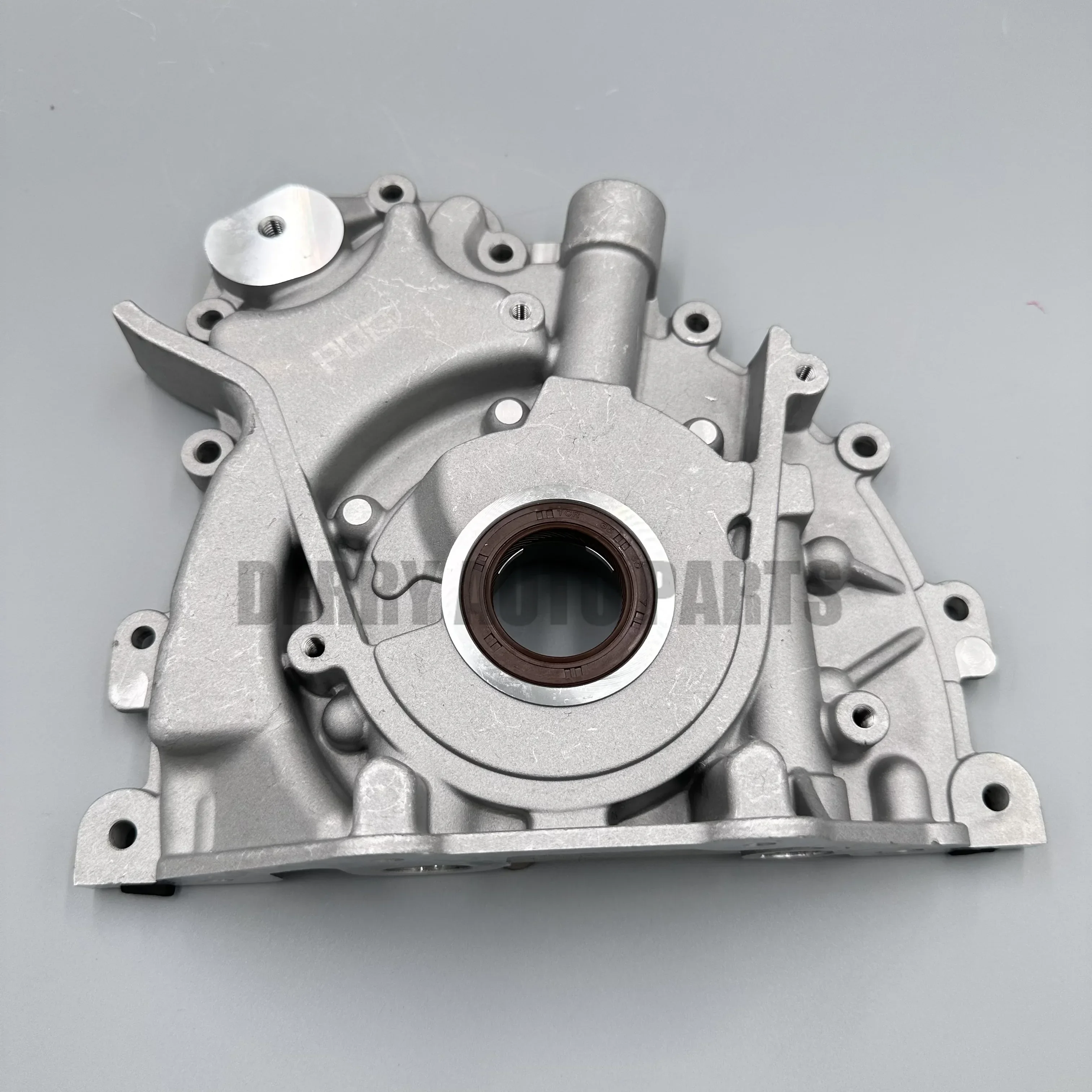 Engine parts oil pump for Land Rover Range Rover sport 2.7 3.0 diesel TD V6 LR002465 LR013487 LR007131 LR007798