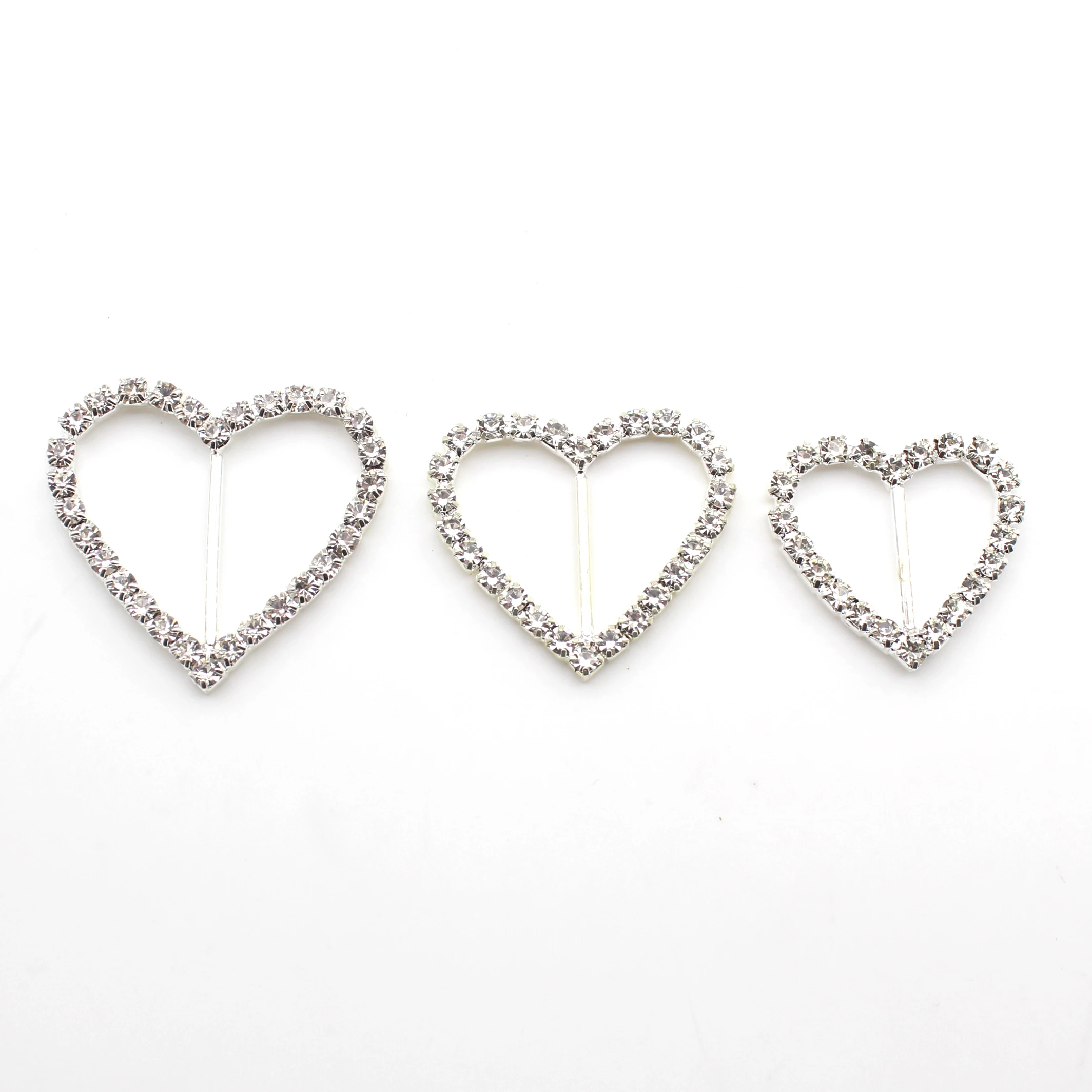 10 pieces of DIY handmade jewelry accessories with multi size heart-shaped alloy pieces and heart-shaped hanging pieces
