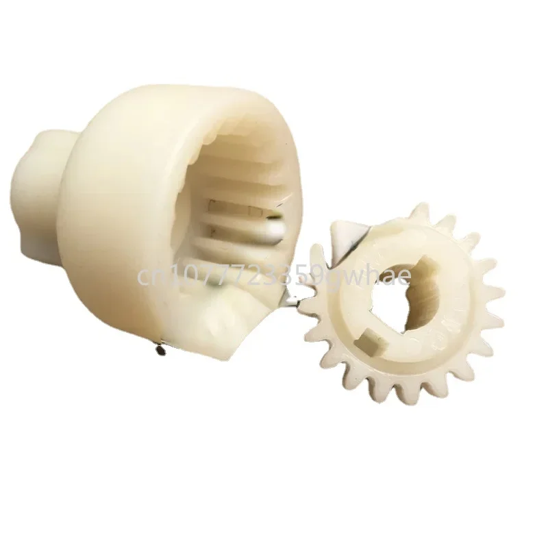 

24 nylon coupling, plug-in triple, 2-piece curved gear coupling