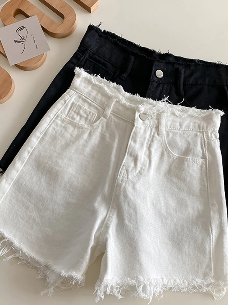 

Summer High Waisted Solid Color Slim Fit Denim Shorts With Raw Edges Women's Casual Versatile A-line Black Wide Leg Short Pants